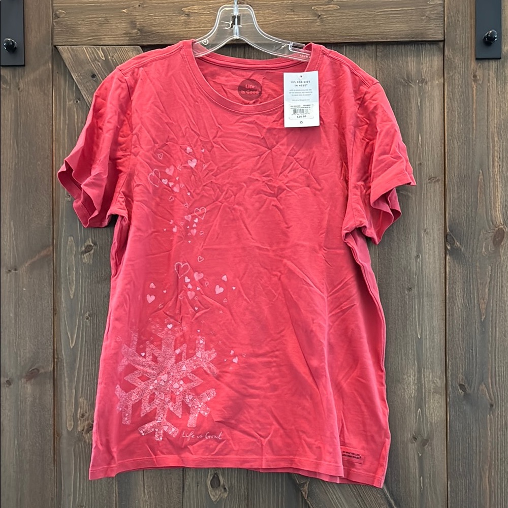 Life Is Good Red Snowflake Heart Crusher Tee